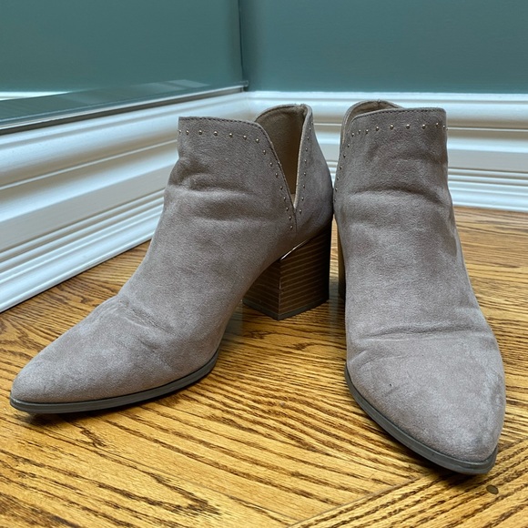 Bootie heels light beige suede - Picture 2 of 4